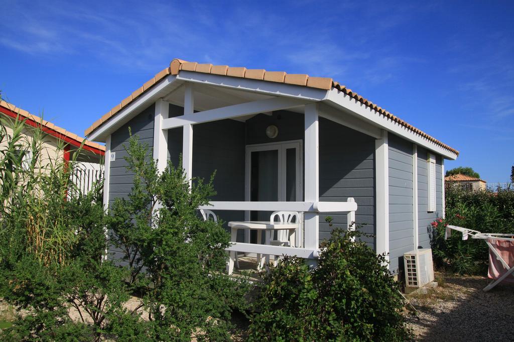 Camping Hameau Des Cannisses Груиссан Номер фото